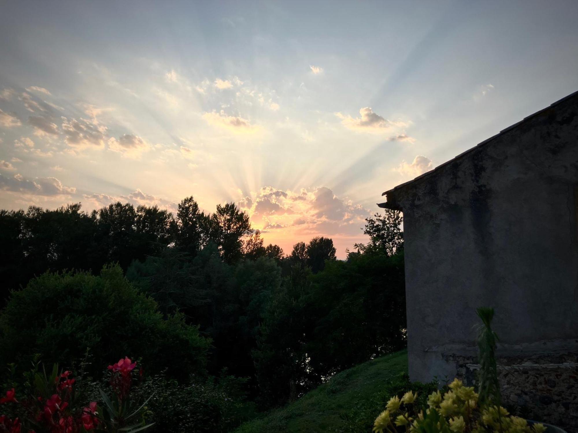 Beautiful Village House Next To Garonne River! Couladere Zewnętrze zdjęcie